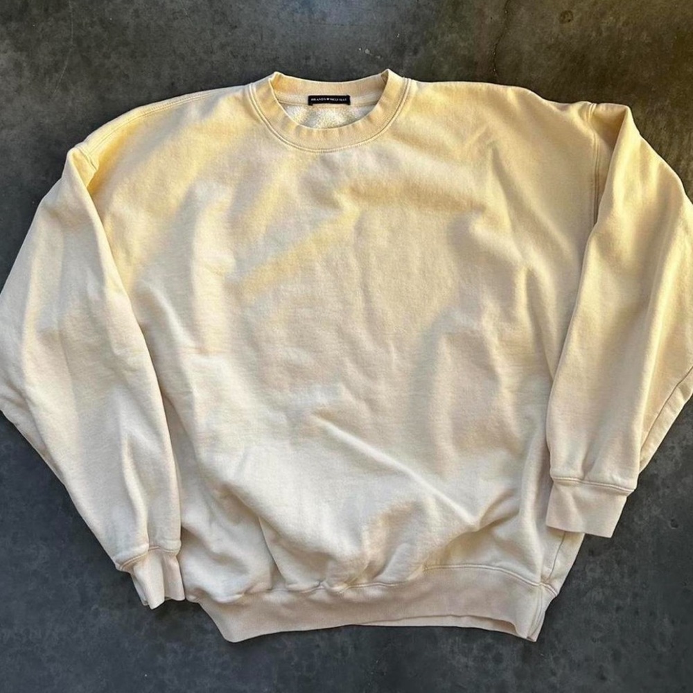 Brandy Melville Oversized Cream Sweatshirt